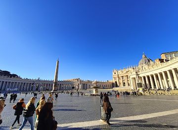 vatican-city/vatican-museums/landmark/porta-san-pellegrino