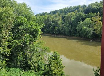 indiana/hoosier-national-forest/landmark/williams-covered-bridge