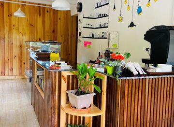 bhutan/jakar/landmark/white-bird-cafe