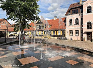 latvia/kuldiga/landmark/kuldiga-old-town-hall-square