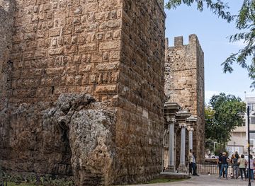 turkiye/antalya/landmark/yuzhnaya-bashnya
