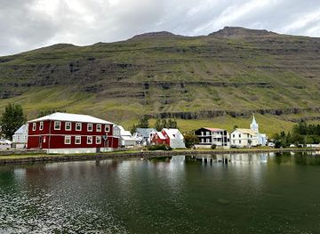iceland/seydisfjordur/landmark/noro-austur-sushi-bar
