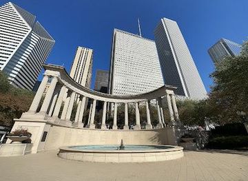 illinois/bolingbrook/landmark/millennium-monument
