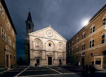 Piazza Pio II