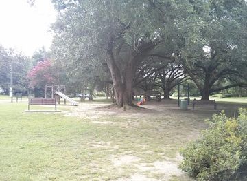 alabama/montgomery/old-cloverdale/landmark/cloverdale-road-park