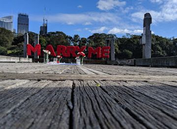 australia/western-new-south-wales/landmark/finger-wharf