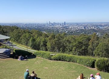 australia/queensland/landmark/mount-coot-tha-summit-lookout