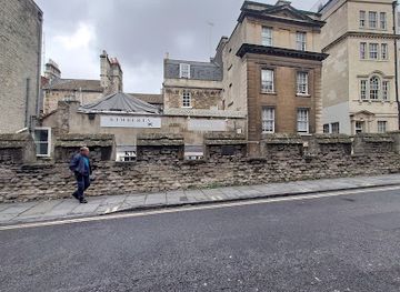 united-kingdom/bath/landmark/part-of-the-mediaeval-wall-of-the-city-of-bath