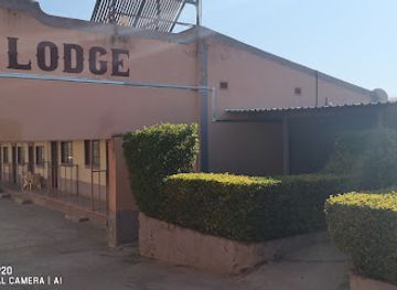 zimbabwe/chinhoyi/landmark/shalom-lodge