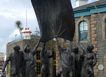 jersey/les-dirouilles/landmark/liberation-square