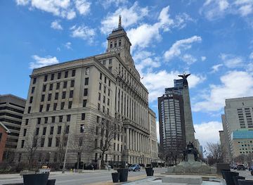 canada/central-canada/landmark/canada-life-building