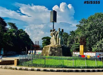 bangladesh/rangpur-division/landmark/nilphamari-central-shaheed-minar