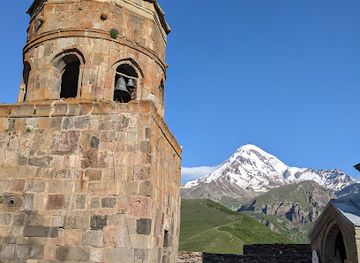 georgia/khevi/landmark/gergeti-trinity-church