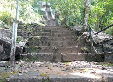 sri-lanka/ratnapura/landmark/cave