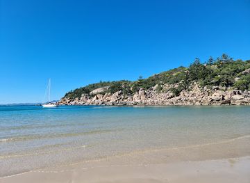 australia/magnetic-island/landmark/florence-bay