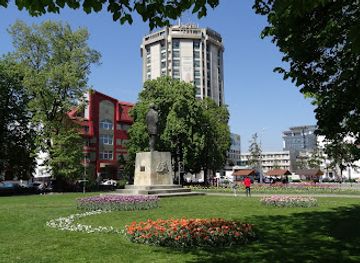 romania/pitesti/landmark/parcul-1907