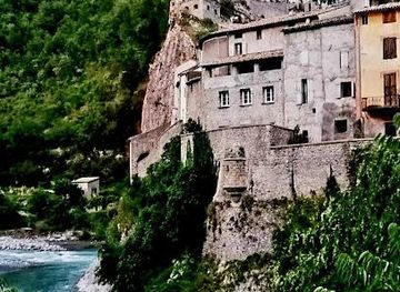 france/nice/landmark/entrevaux