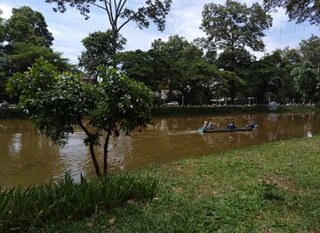 cambodia/siem-reap/landmark/crane
