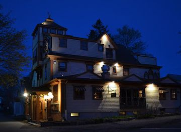 maine/bar-harbor/landmark/black-friar-inn-pub