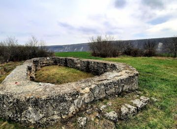 moldova/orhei/landmark/medieval-church-remains