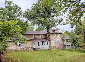 Rabbit Foot Lodge