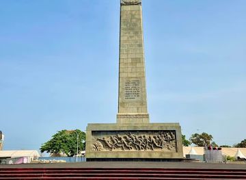 guinea/middle-guinea/landmark/monument-du-22-novembre