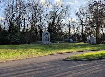 mississippi/vicksburg/landmark/u-s-navy-monument