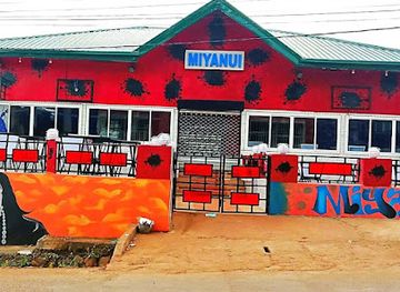 cameroon/bamenda/landmark/3-corners-bambili