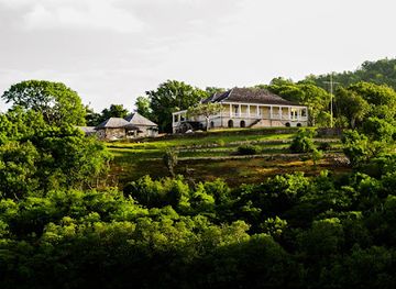 antigua-and-barbuda/saint-john/landmark/clarence-house