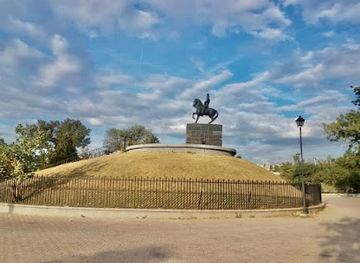 haiti/petionville/landmark/jean-jacques-dessalines-monument