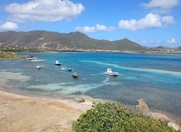 sint-maarten/maho-beach/landmark/rotary-lookout-point