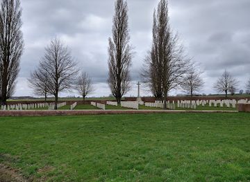 belgium/ypres/landmark/spoilbank-commonwealth-war-graves-commission-cemetery