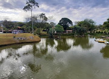 colombia/coffee-axis/landmark/lake-la-pradera