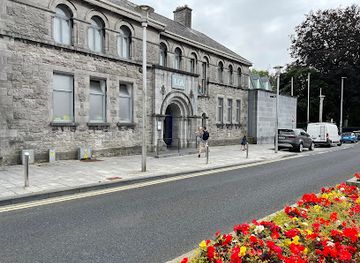 ireland/limerick/landmark/limerick-city-gallery-of-art