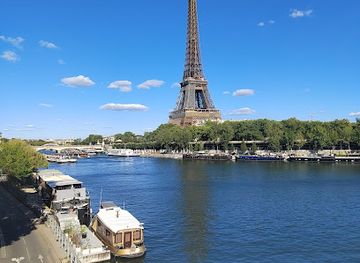 france/ile-de-france/landmark/ile-aux-cygnes