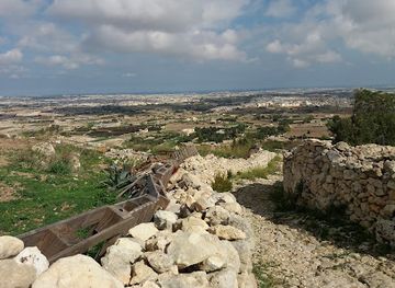 malta/fawwara-area/landmark/laferla-cross