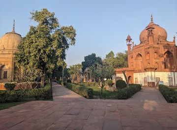 india/agra/khandari/landmark/john-hessing-s-tomb-the-red-taj-mahal