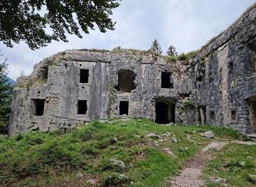 slovenia/kranjska-gora/landmark/fort-hermann