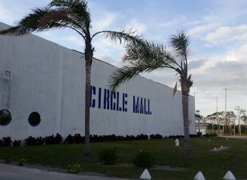 the-bahamas/lucaya/landmark/rayvin-mall