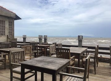 cambodia/kep/landmark/holy-crab