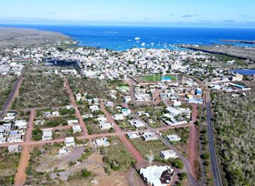 ecuador/puerto-ayora/landmark/el-mirador-de-los-tuneles