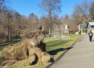 west-virginia/wheeling/landmark/oglebay-good-zoo