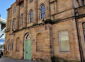united-kingdom/durham/landmark/the-guildhall