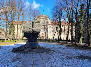 poland/poznan/landmark/katyn-monument