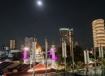 singapore/bugis/landmark/golden-landmark