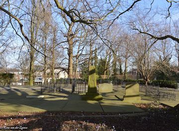 netherlands/leiden/landmark/cemetery-groenesteeg