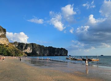 thailand/krabi/ao-nang/landmark/ao-nang-beach