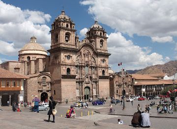 peru/cusco/san-pedro/landmark/twelve-angled-stone