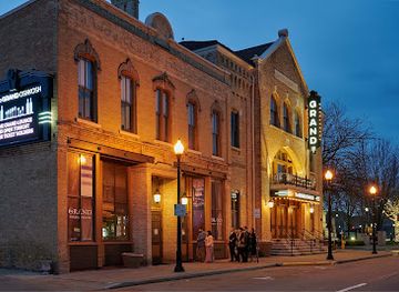 wisconsin/oshkosh/landmark/the-grand-oshkosh