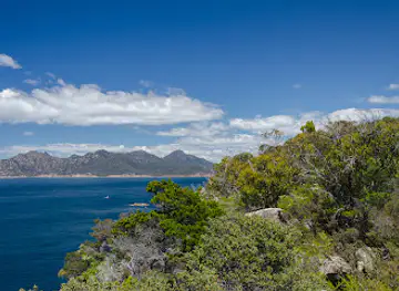 Cape Tourville Lighthouse and Lookout